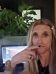 Vanity Houston looking stylish as the night is dark.