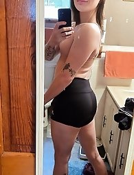 Even more selfies to enjoy.