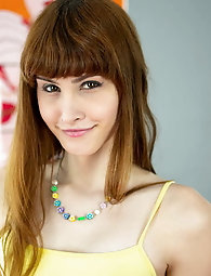 Extravagant tgirl streetwalkers want to tease the stranger