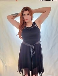 Shemale slut seems to be a good fucker