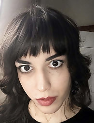 Lascivious tranny trollops like the taste of cum