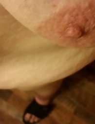 Stunning tranny bitch is seducing like a pro