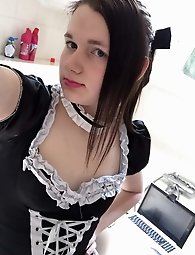 Shemale girlfriend is fingering her lubed bum