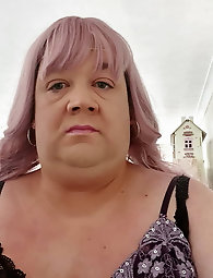 Exciting tranny strumpets are getting pleasure on picture