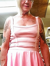 Shameless tranny streetwalker enjoys nudism