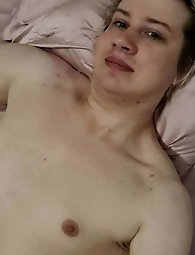 Curvy tgirl hooker is playing herself