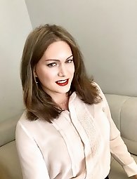 Hot shemale streetwalkers giving blow jobs